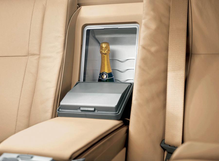  BMW 7-Series L 2006 года  (фото 55 из 89)